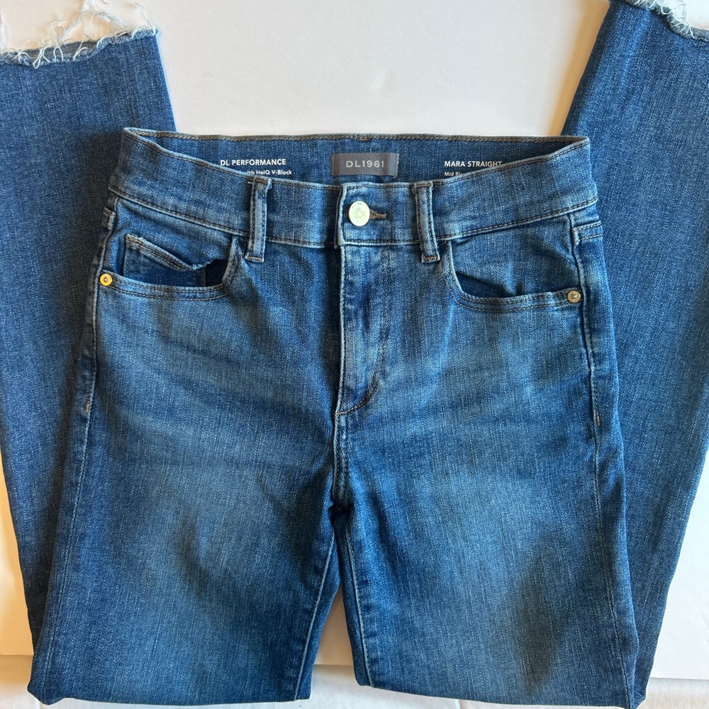 DL1961 Women's Straight Leg Blue Jeans Medium Denim Size 26